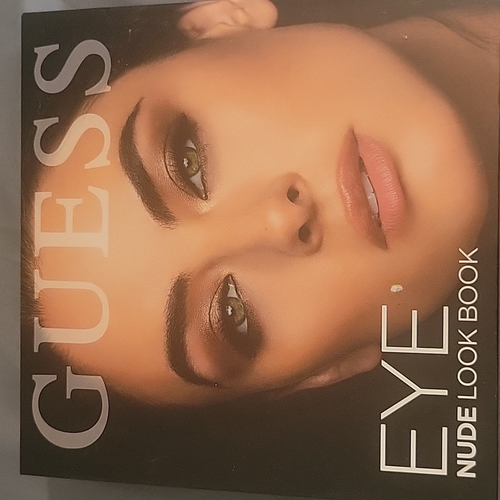 Guess Eye Nude Look Book